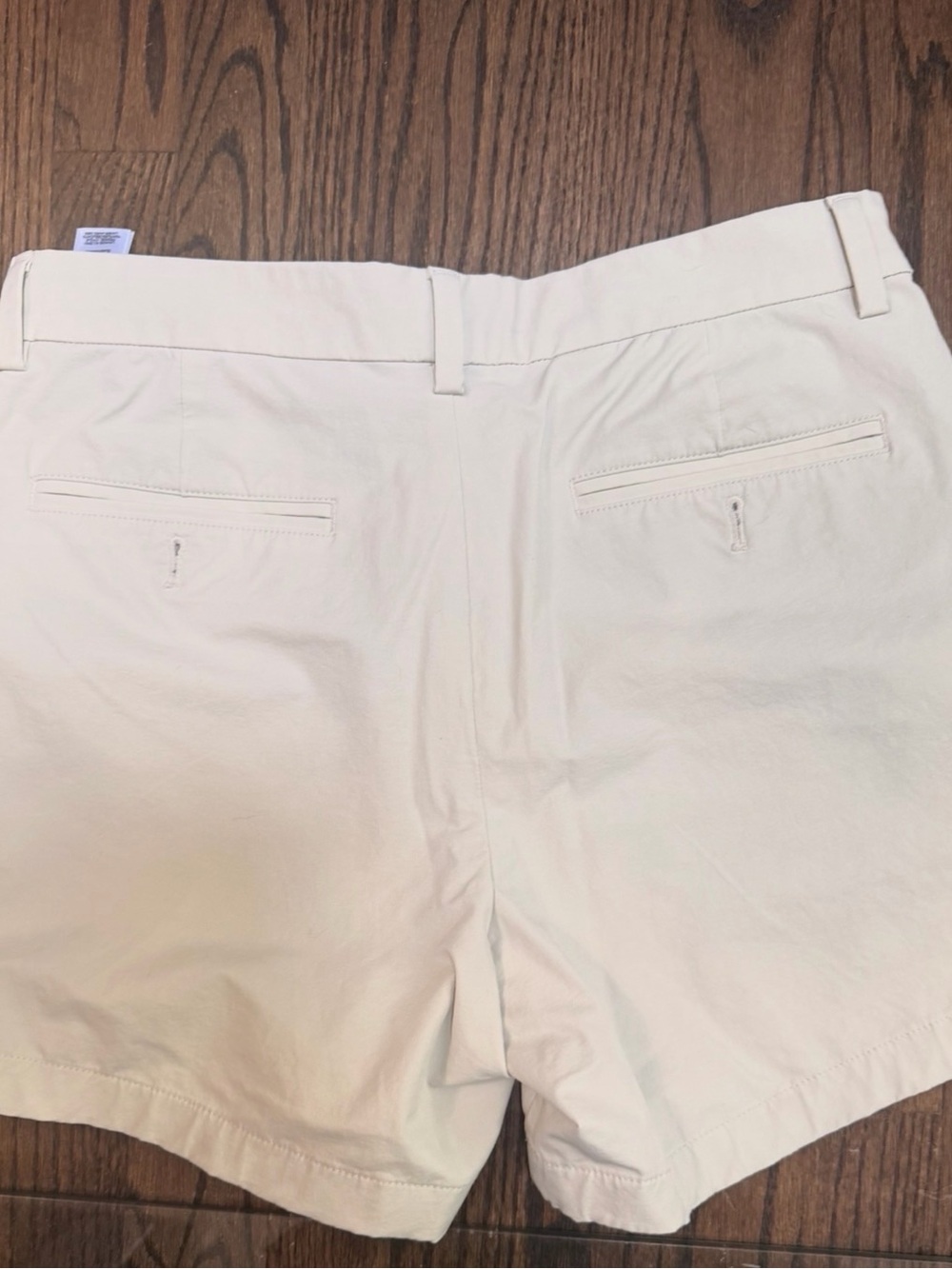 Vineyard Vines Cream Flat Front Men's Shorts
